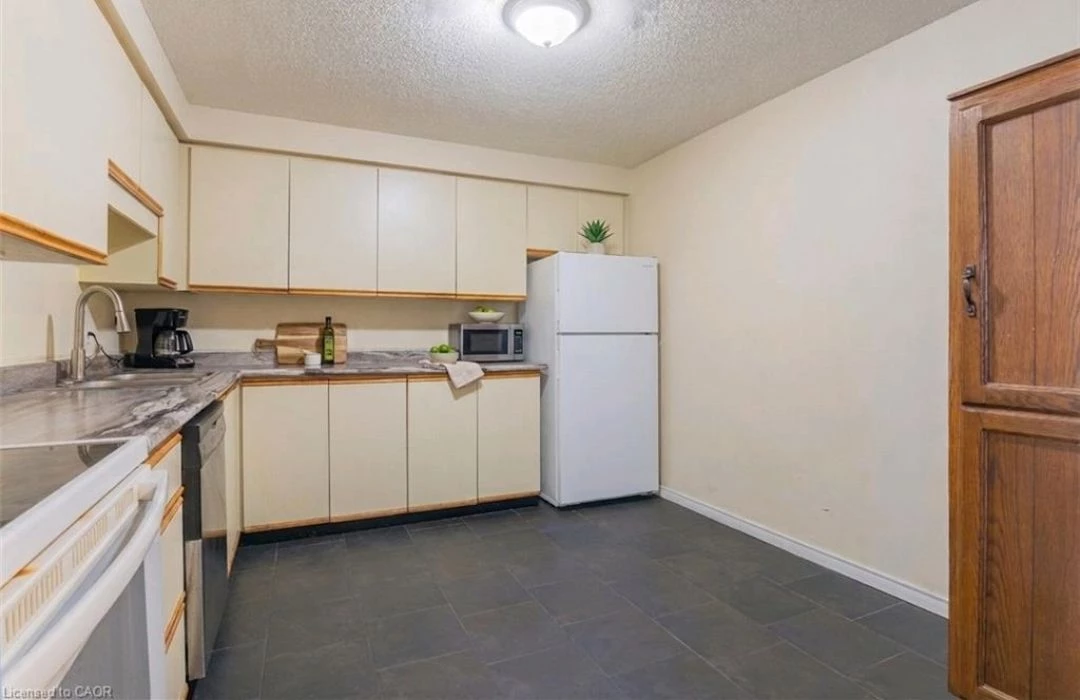 1 Bedroom condo for sake - photo 5