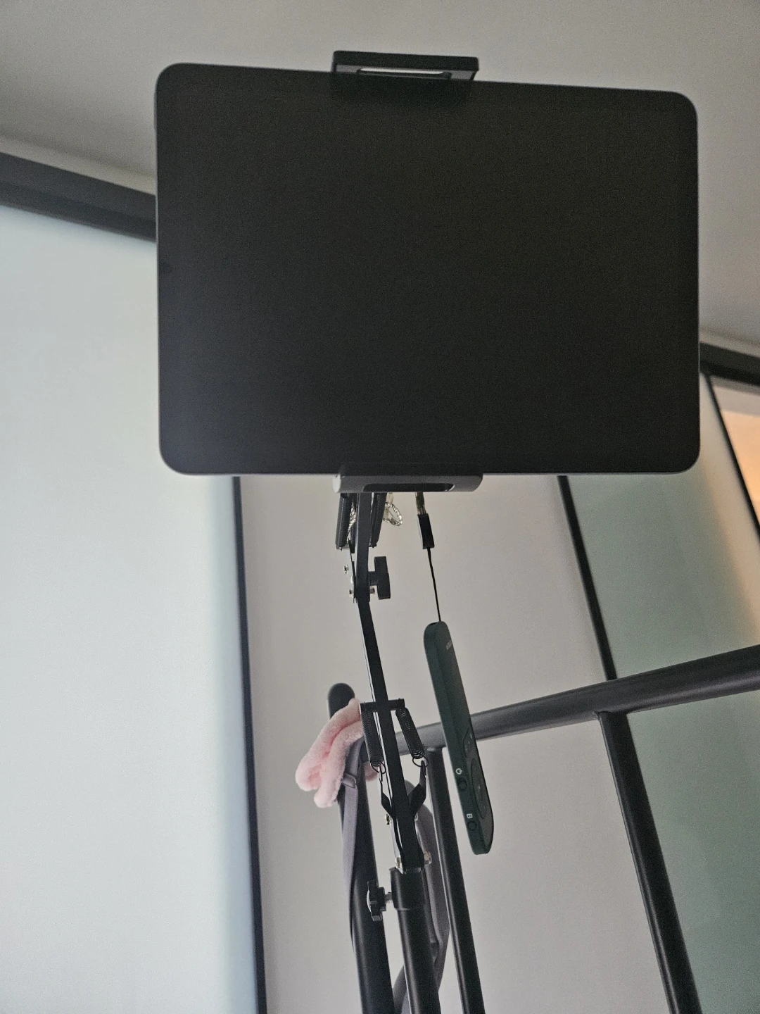 like new Adjustable Tablet Floor Stand (Black) - photo 2