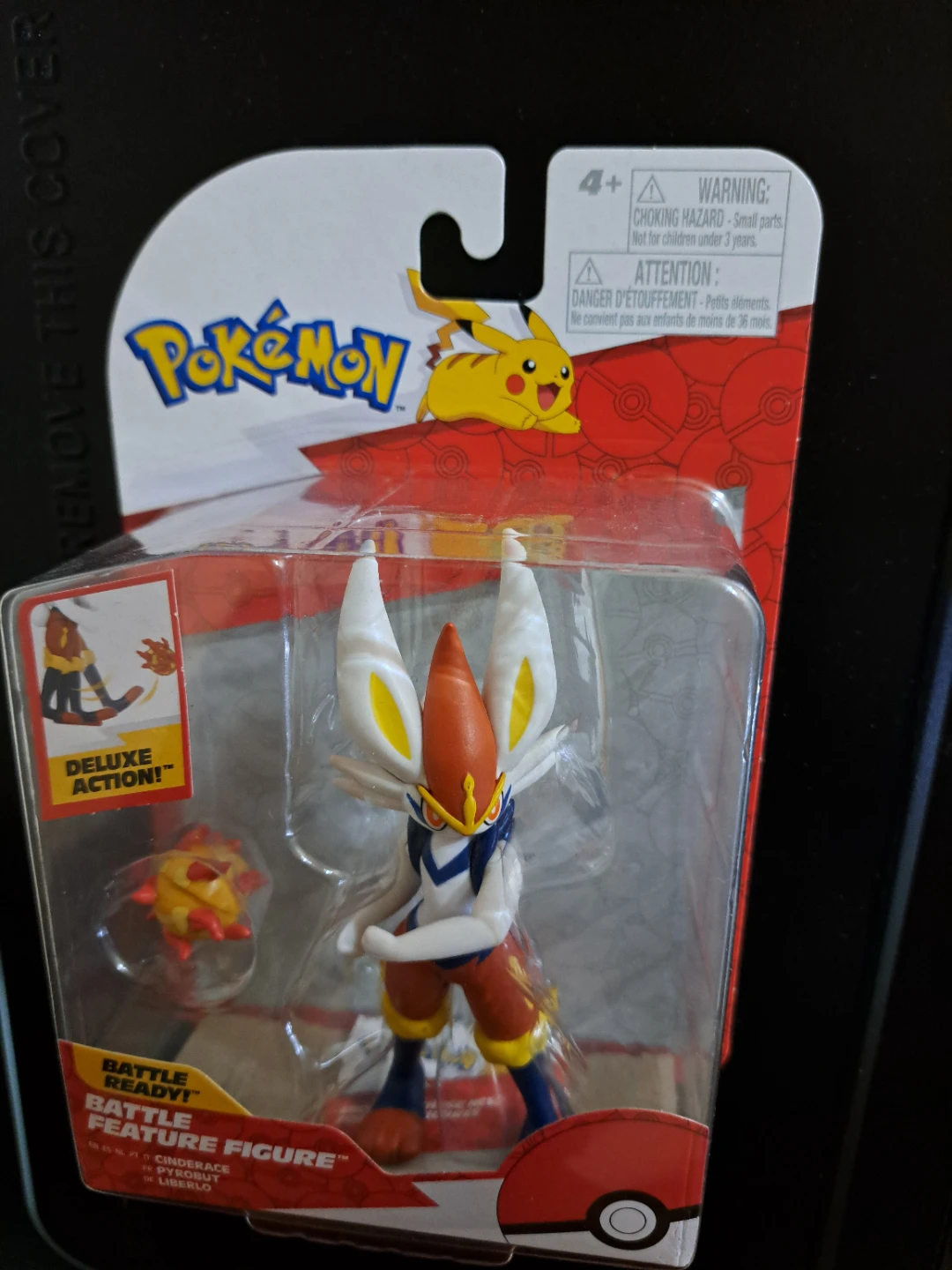 Pokemon Cinderace Battle Feature Figure - photo 2
