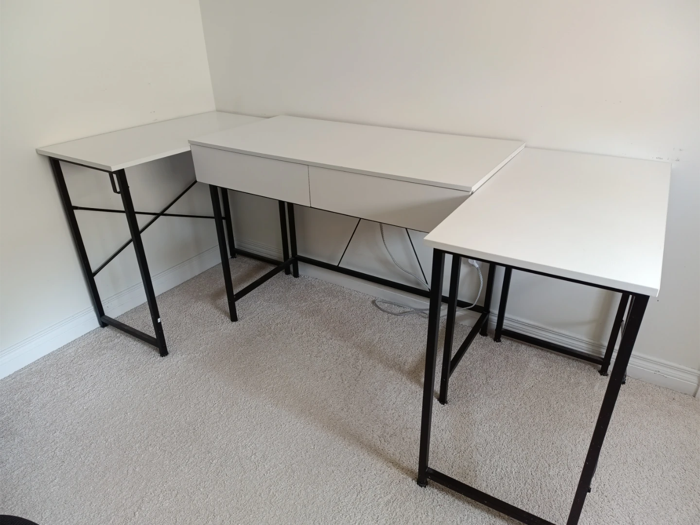 White L-Shaped Desk with Drawers - photo 2