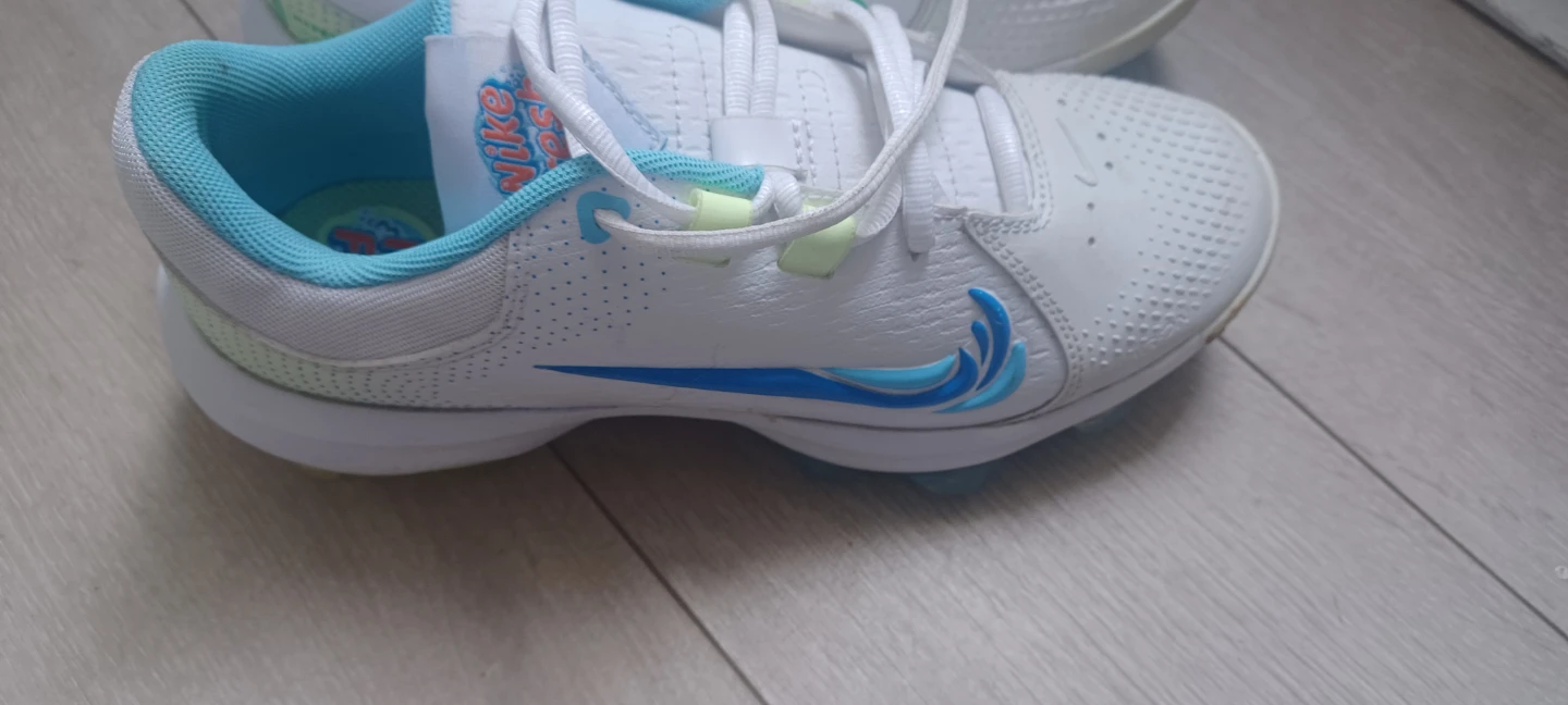 Nike cleets women size 7.5 us - photo 2
