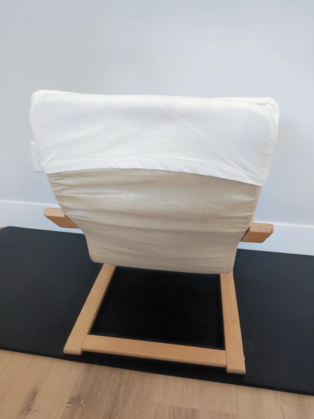 Cream Lounge Chair for Kids with Wooden Frame - photo 5