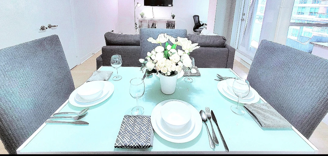 4 Upholstery Dinning Chairs - photo 3