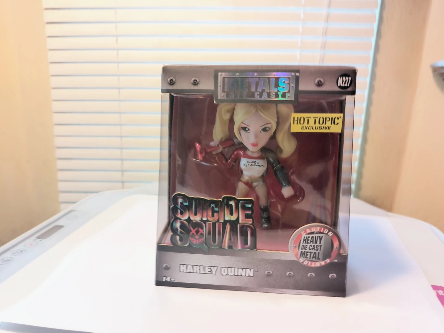 Harley Quinn figure Suicide squad Diecast Miniature