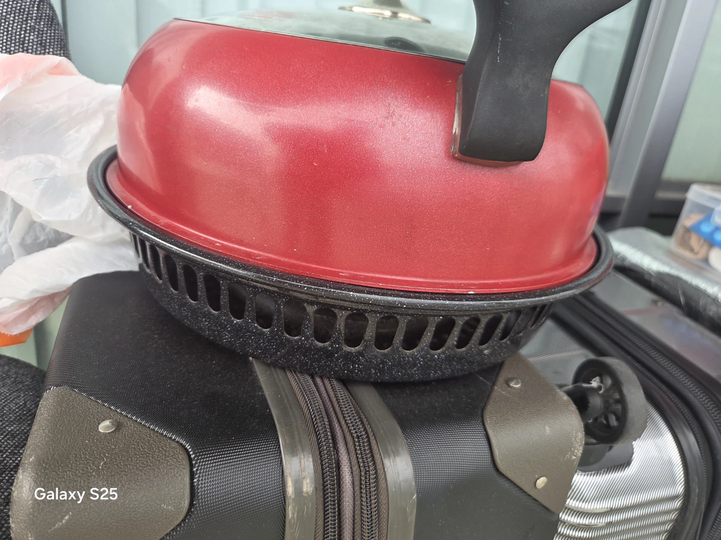 Red Multi-Pan with Glass Lid - photo 2
