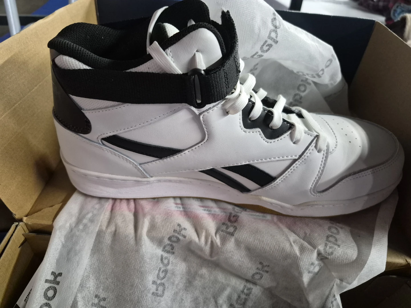 Reebok new 13 w