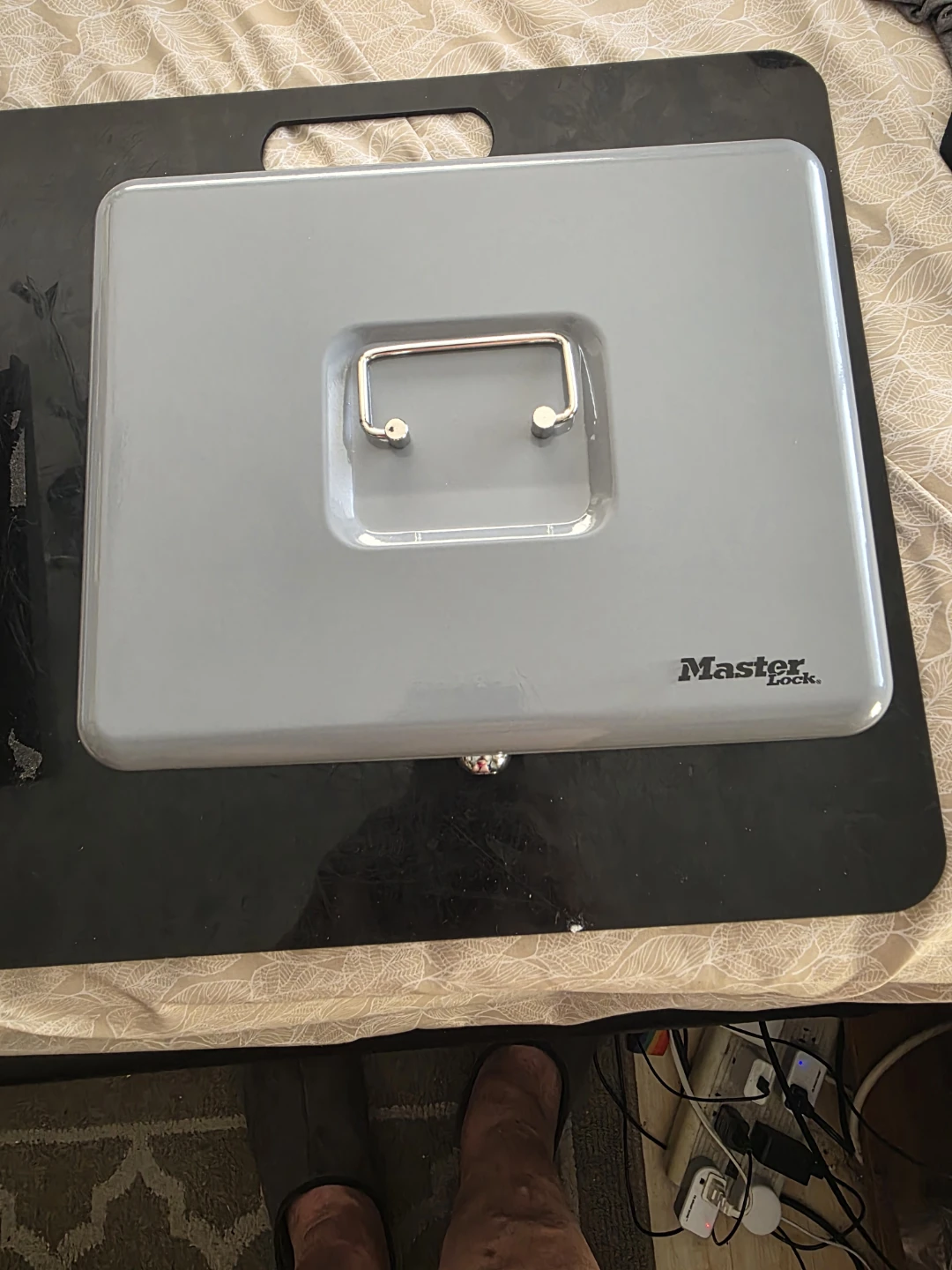 Master Lock Cash Box - photo 2