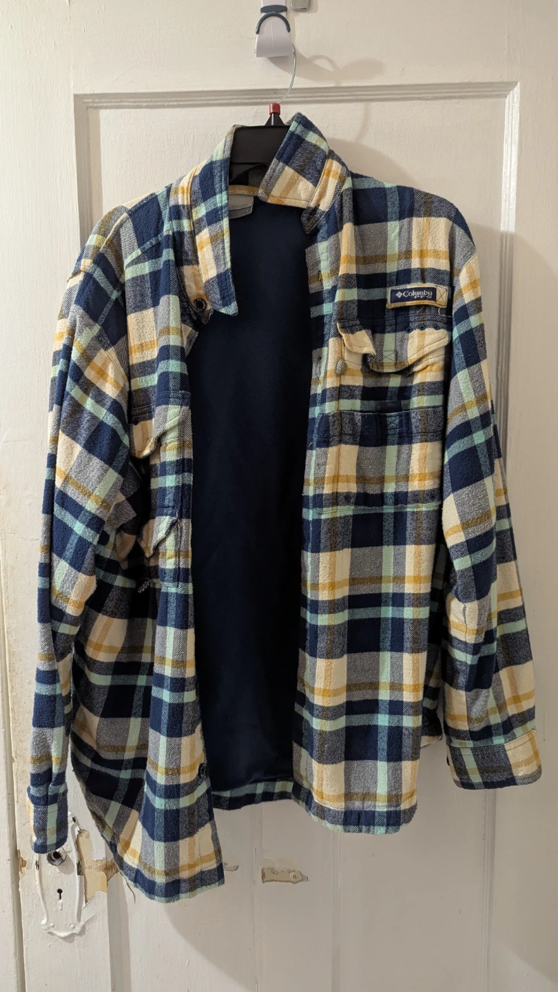 Columbia PFG Wild Cast Flannel Jacket - Large