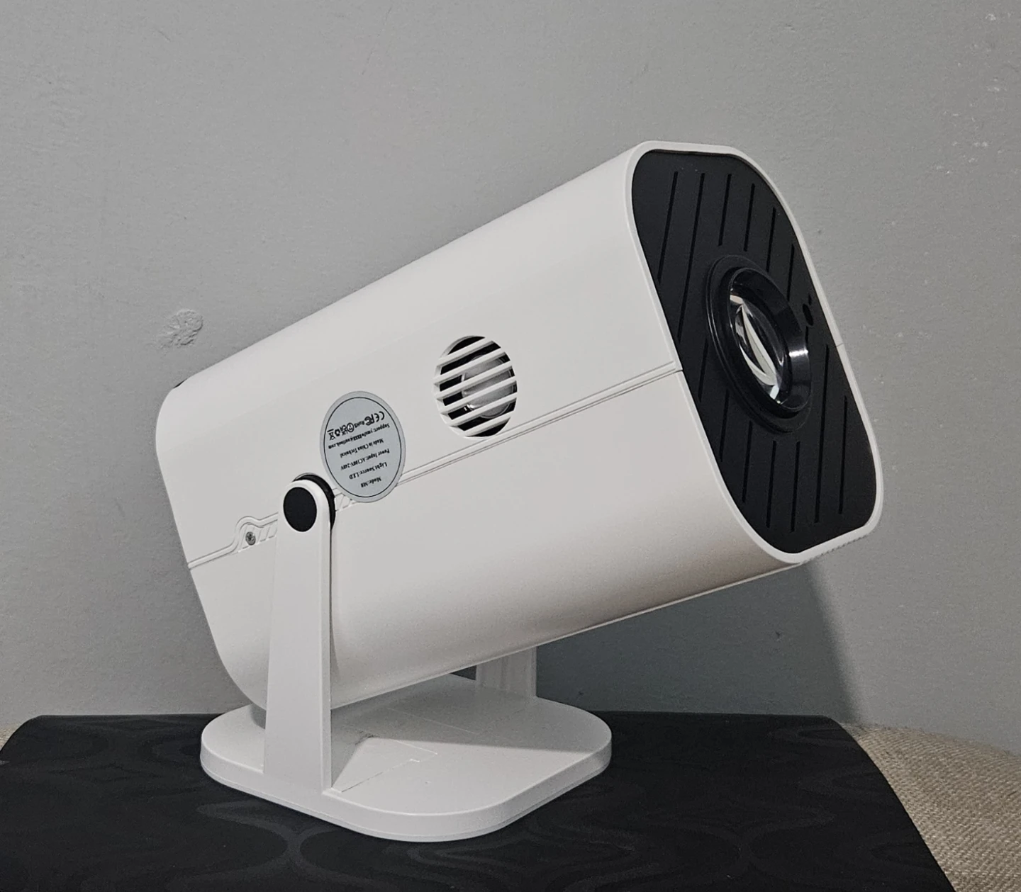 Smart Portable Projector - photo 2