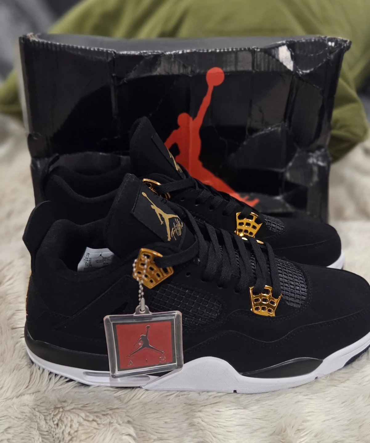 Jordan 4 Retro royaly style - photo 2