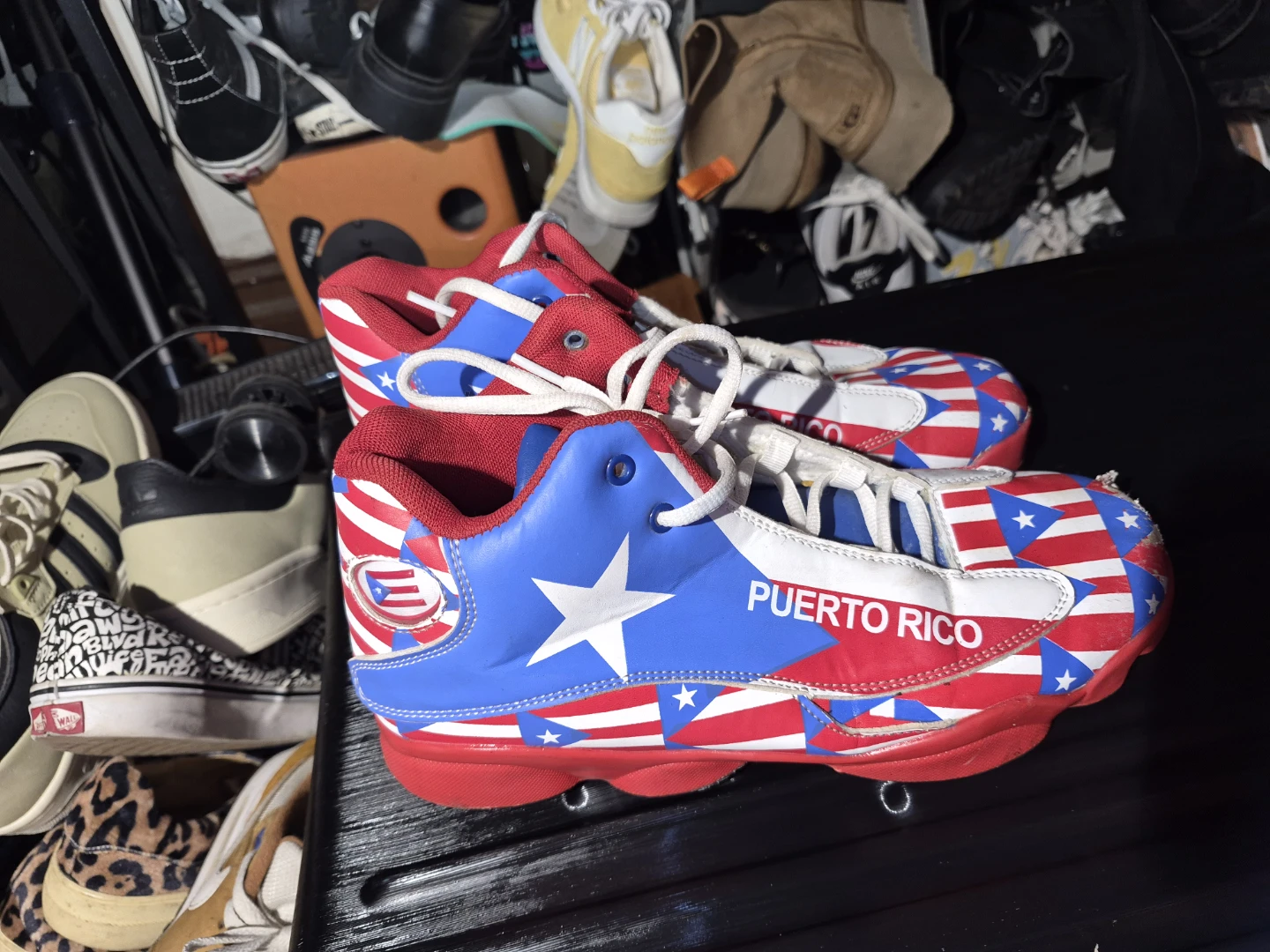 Multiple name brand men's sneakers - photo 2