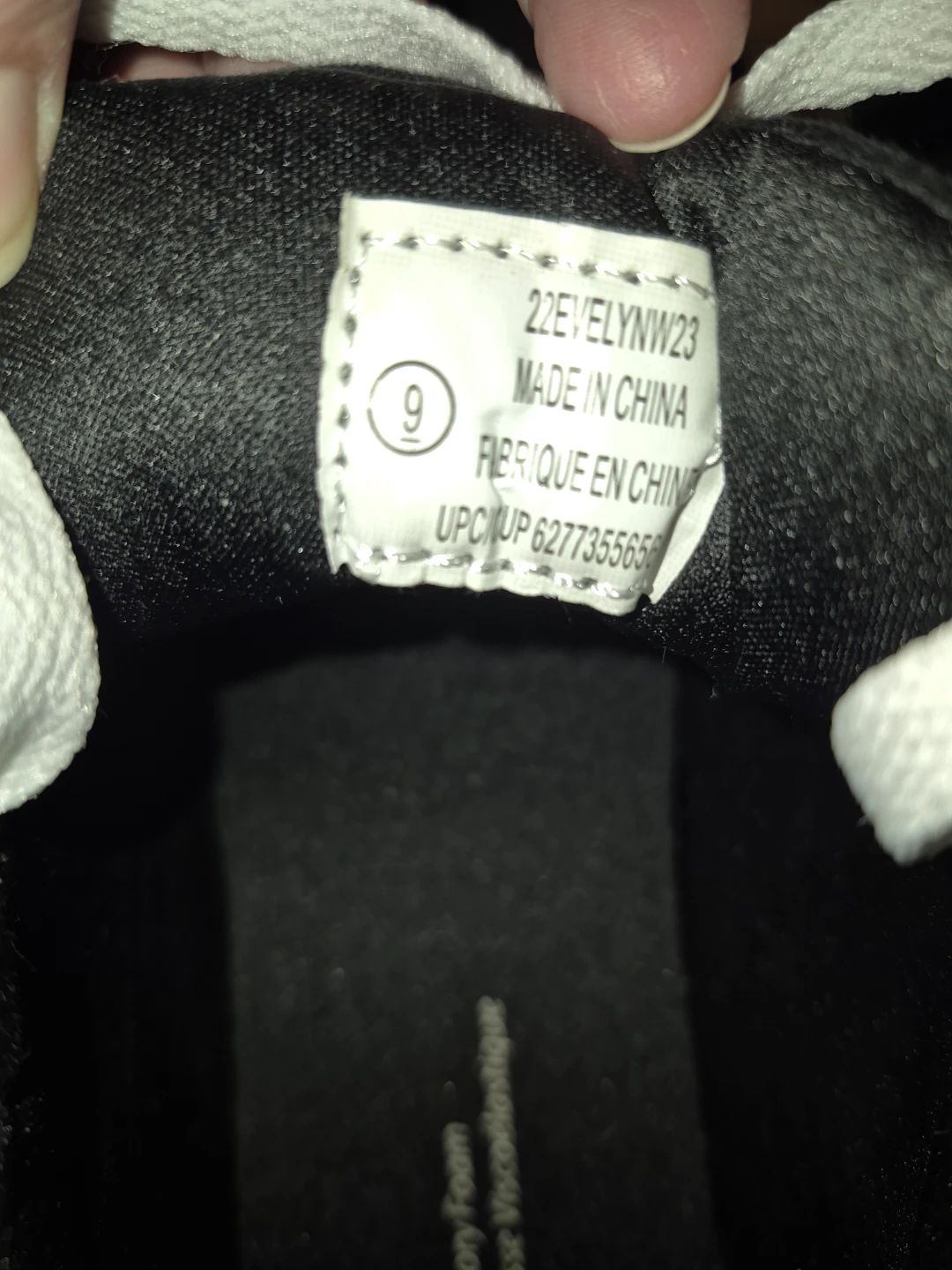 Women's Sneakers ,Size 9 - photo 4