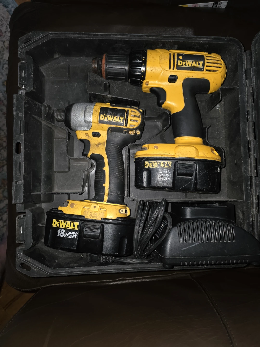 Older style DeWalt Cordless Drill and Impact Driver Combo Kit