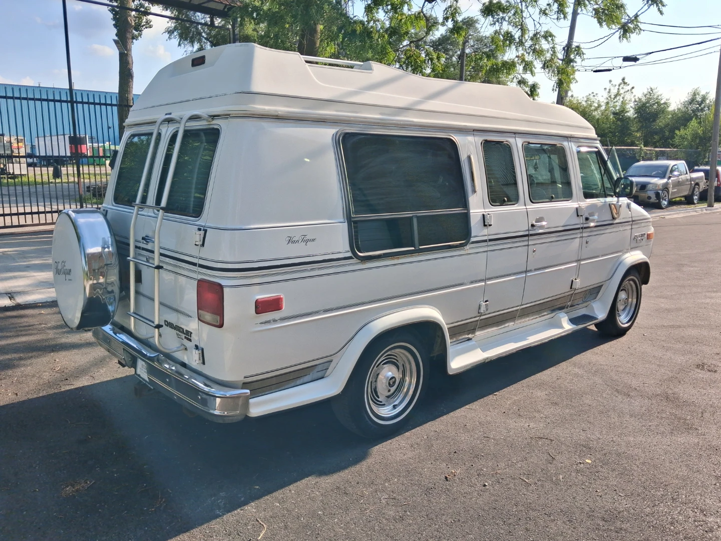 Chevrolet G20 - photo 4