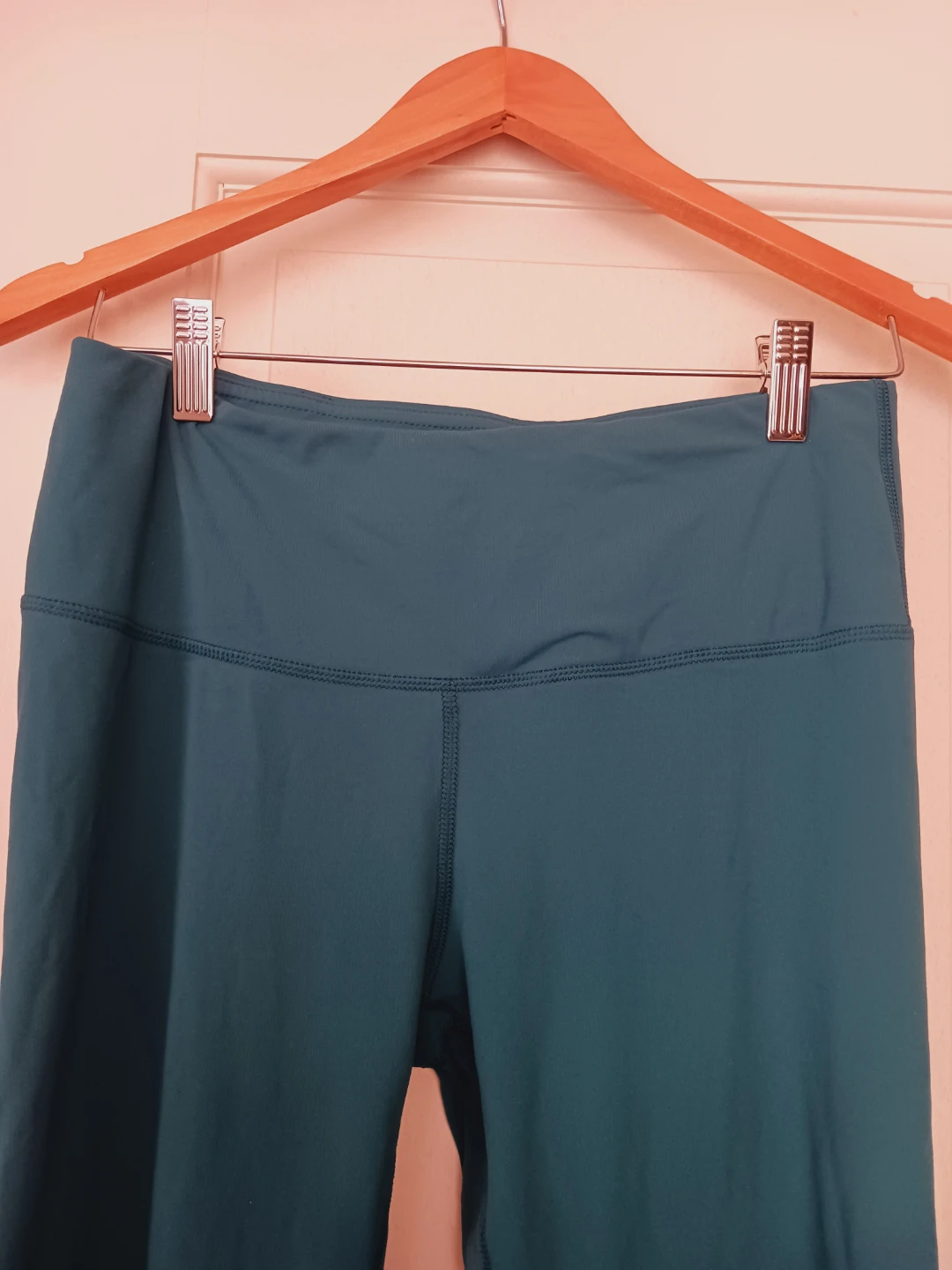 New !! Yogalicious Green Leggings Size L - photo 3