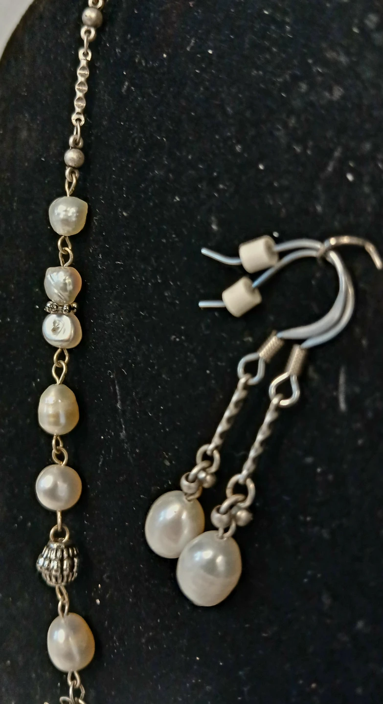 Pearl Necklace and Earrings Set - photo 4
