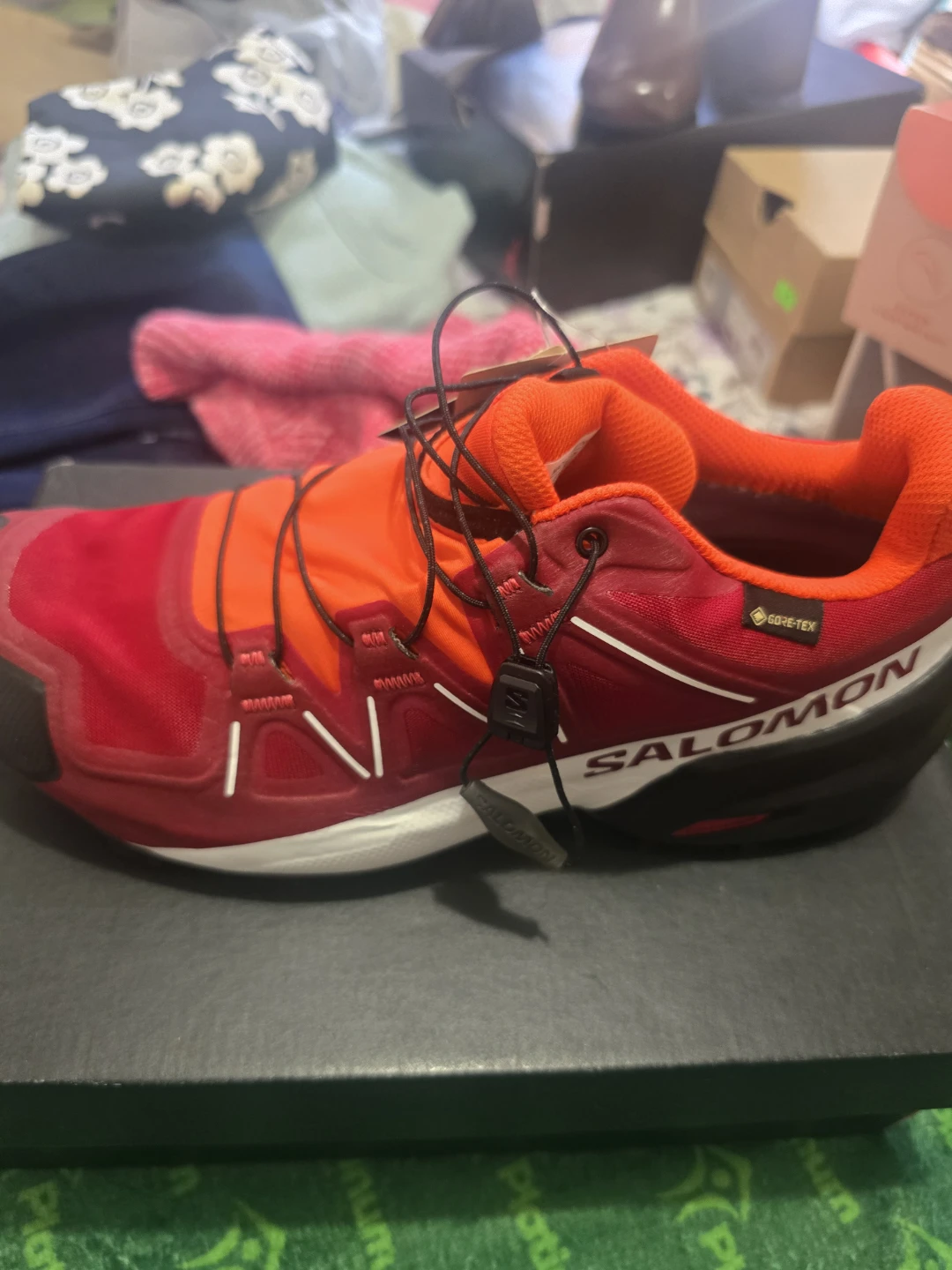 Salomon Gore-Tex Trail Running Shoes Red/Orange Size 8.5