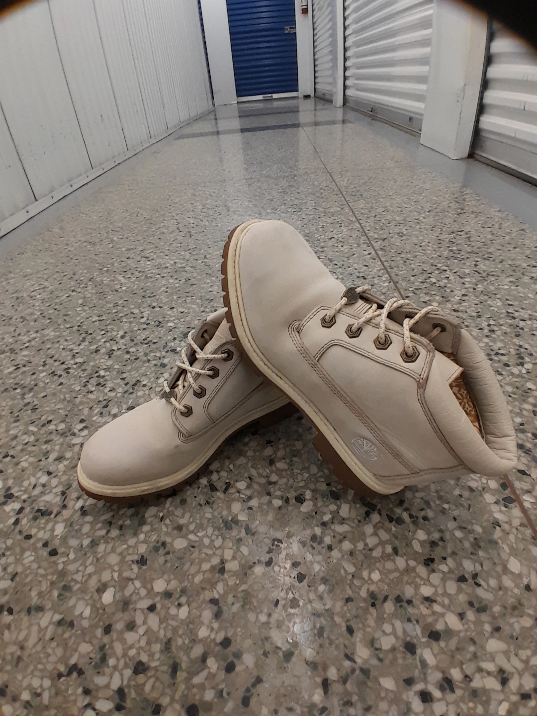 Timberland Beige Leather Lace-Up Boots Women's Size 7 - photo 4