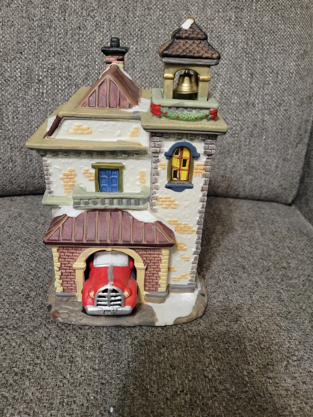Norman Rockwell Christmas Firehouse Decoration - photo 2