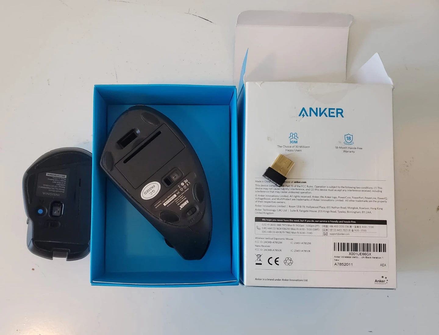Anker Vertical Ergonomic Mouse & Insignia Wireless Mouse - photo 2