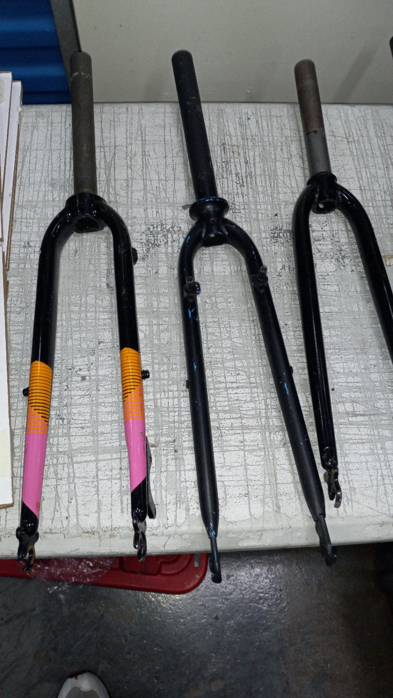 Lot of aluminum Bicycle Forks - photo 2