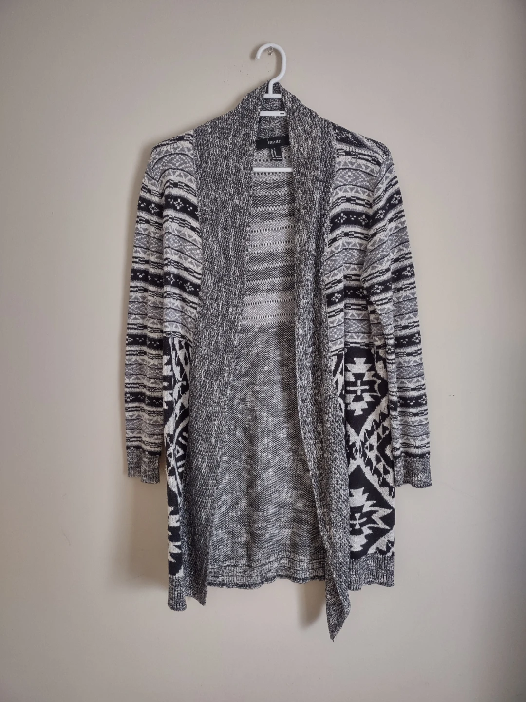 3 Womens Cardigans Size M - photo 2