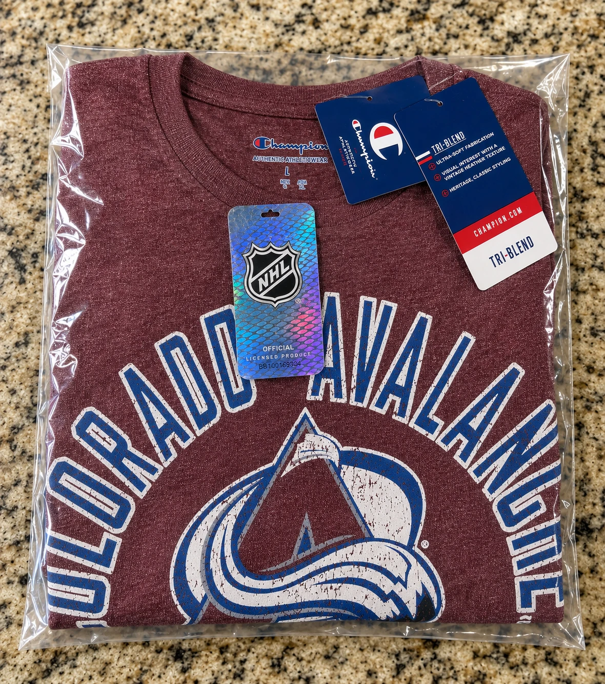 Champion Colorado Avalanche shirt Large