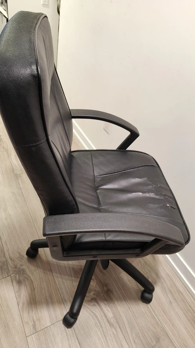 Black Office Chair - photo 3
