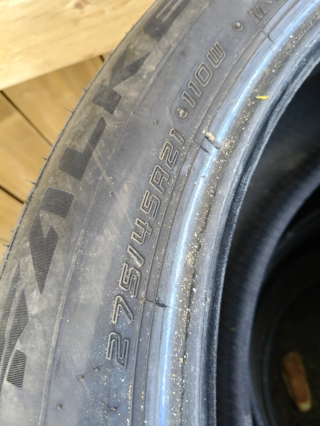 Set of 4 Tires 275/45R21 110W - photo 2