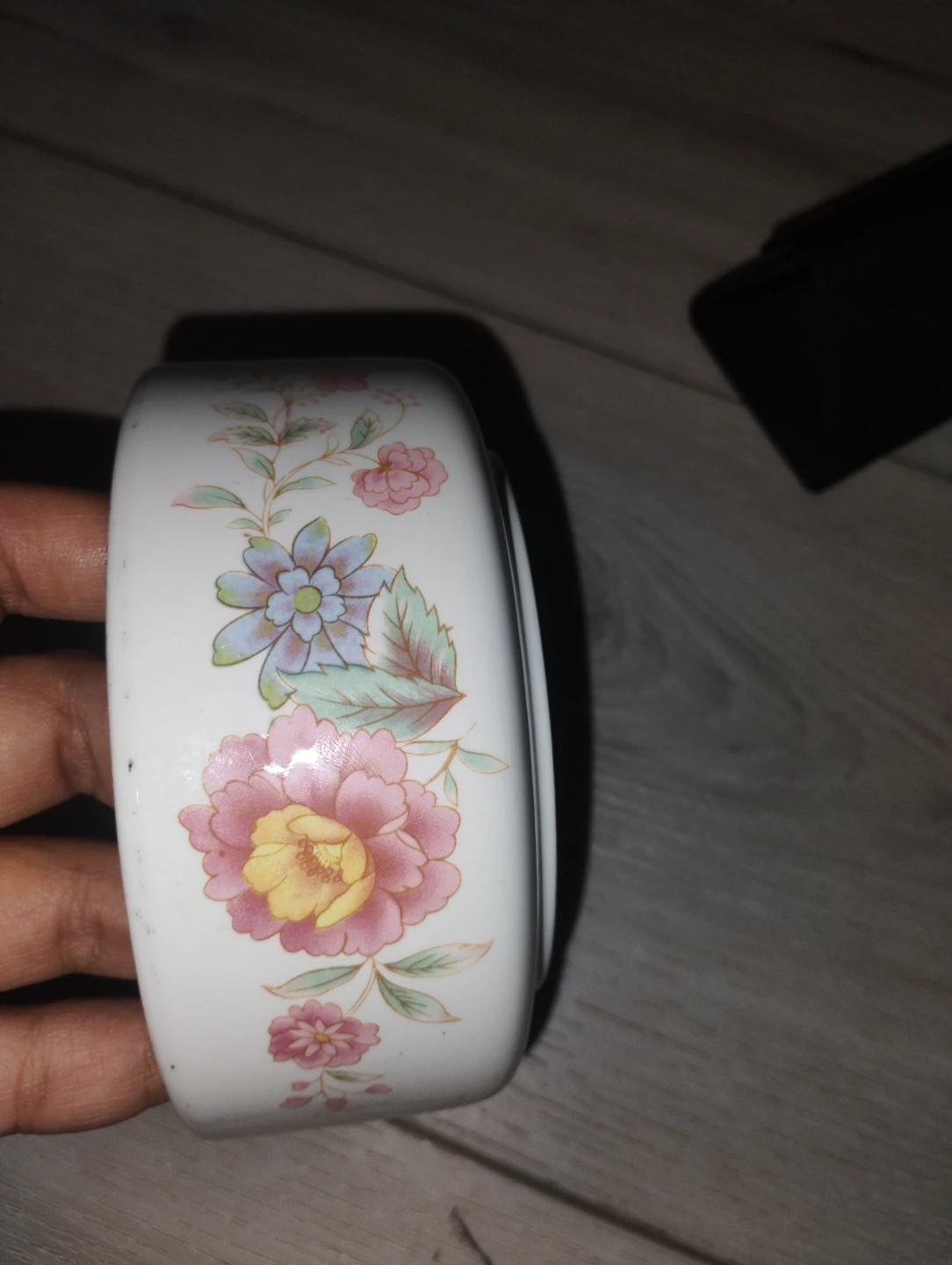 Bowl with lid - photo 2