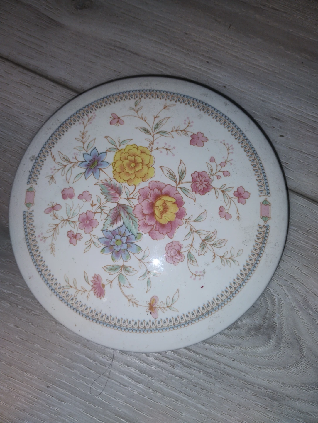 Bowl with lid - photo 3