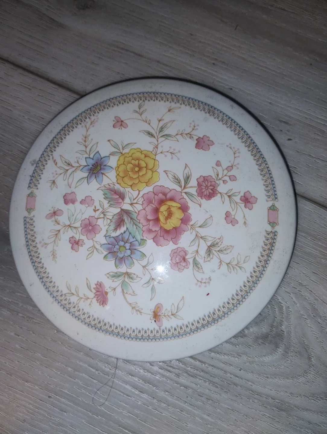 Bowl with lid - photo 3