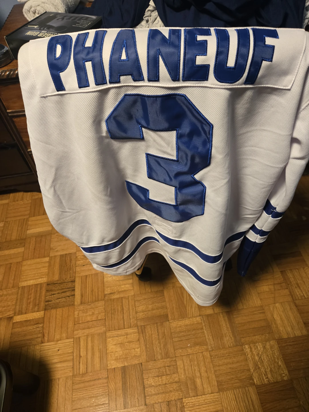 Toronto Maple Leafs Phaneuf #3 Hockey Jersey - photo 2
