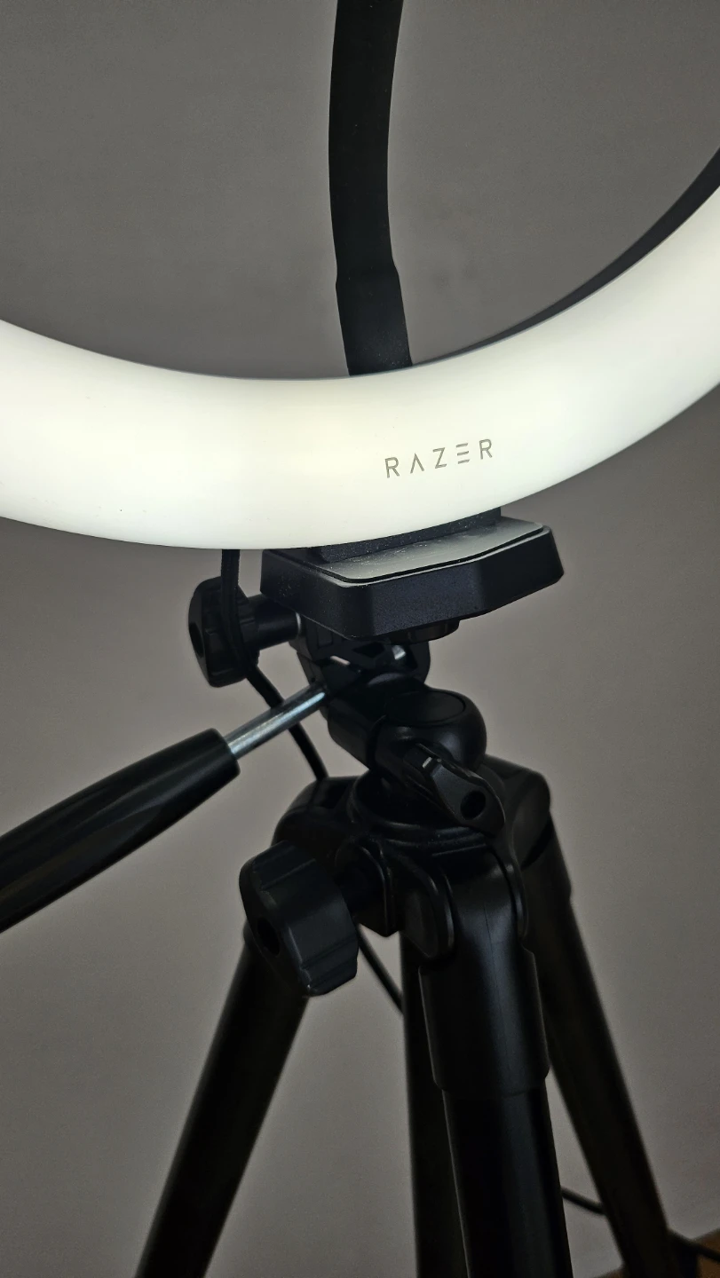 Razer Ring Light with Tripod - photo 2