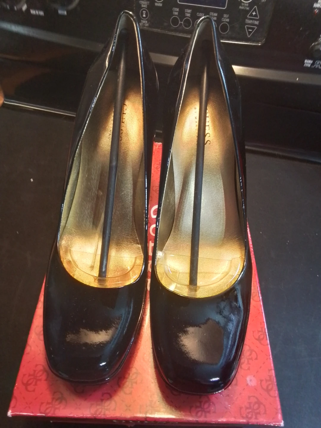 Guess Black Patent Heels Size 10 M - photo 2
