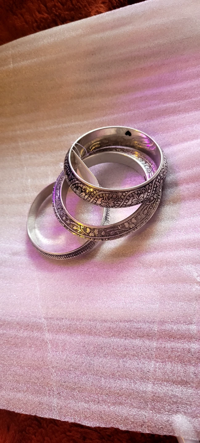 BNT Set of 3 Silver Tone Bangles with Intricate Design - photo 5
