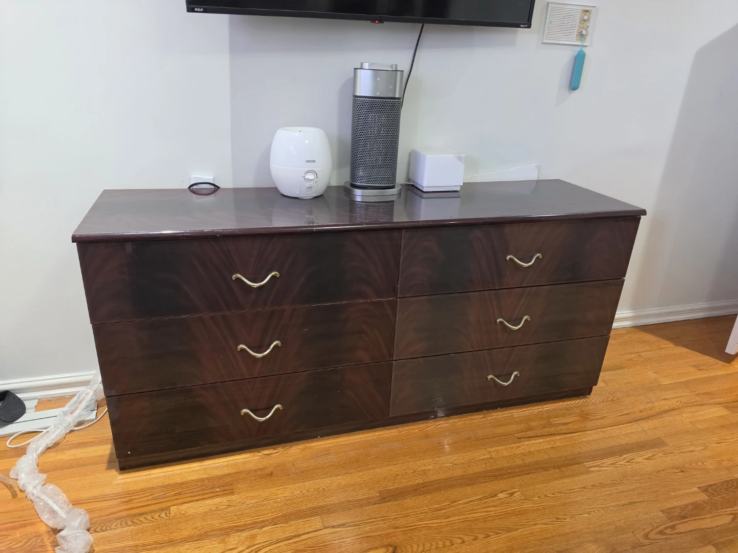 Dark Wood Dresser with 6 Drawers