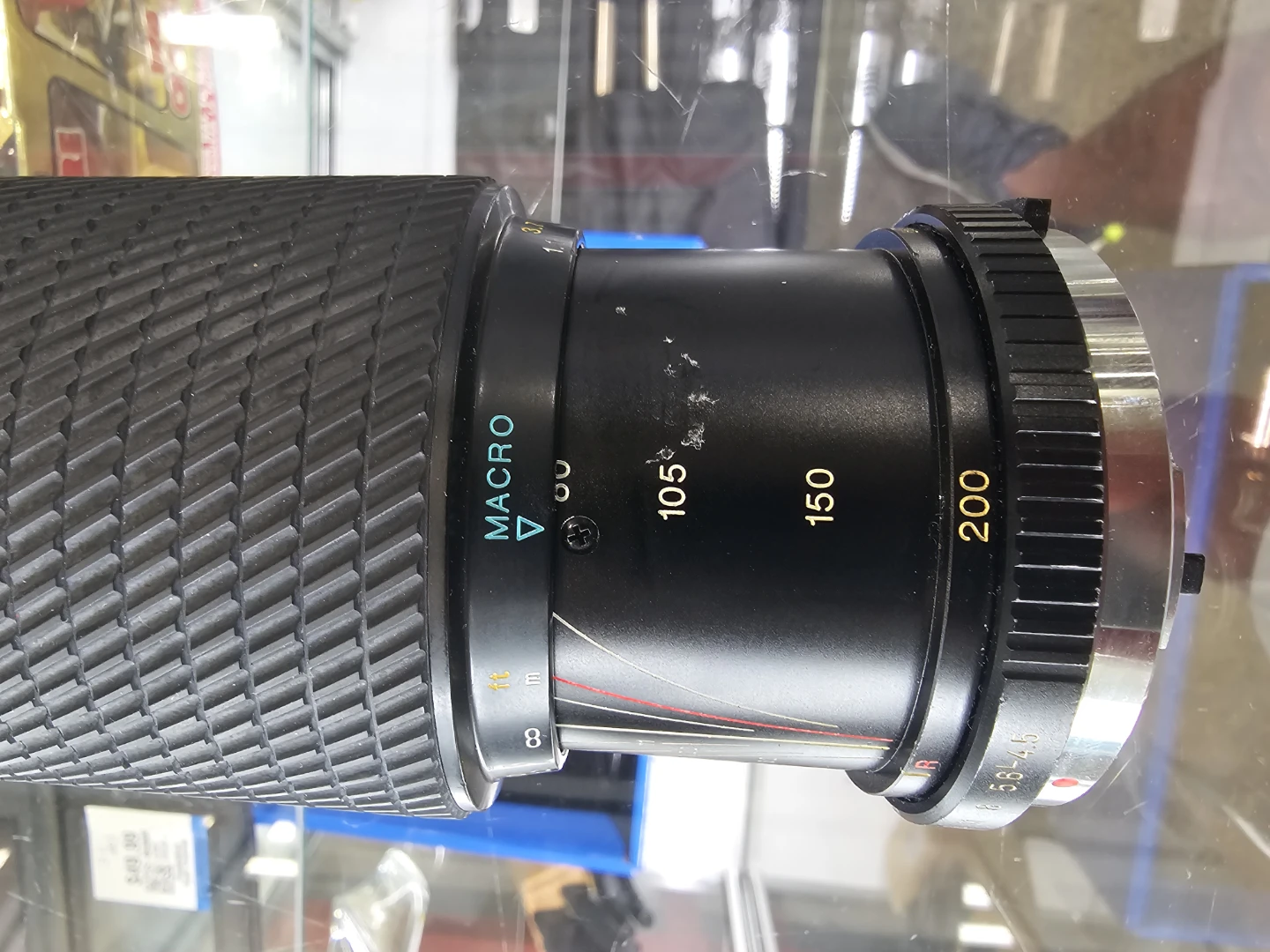 Tokina 80-200mm f/4.5 Macro Lens - photo 2