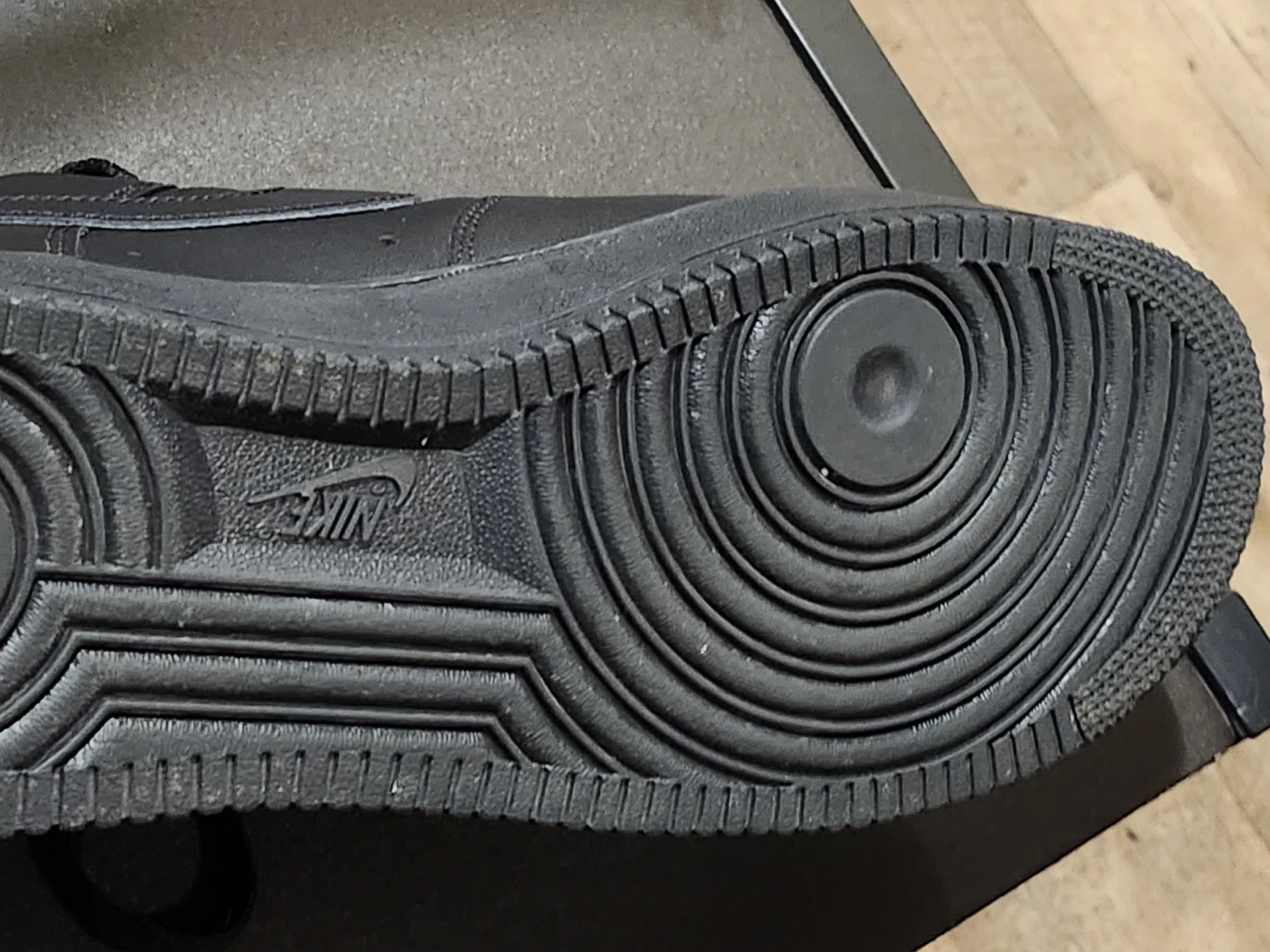 Bnib Nike black size 12 shoes - photo 2