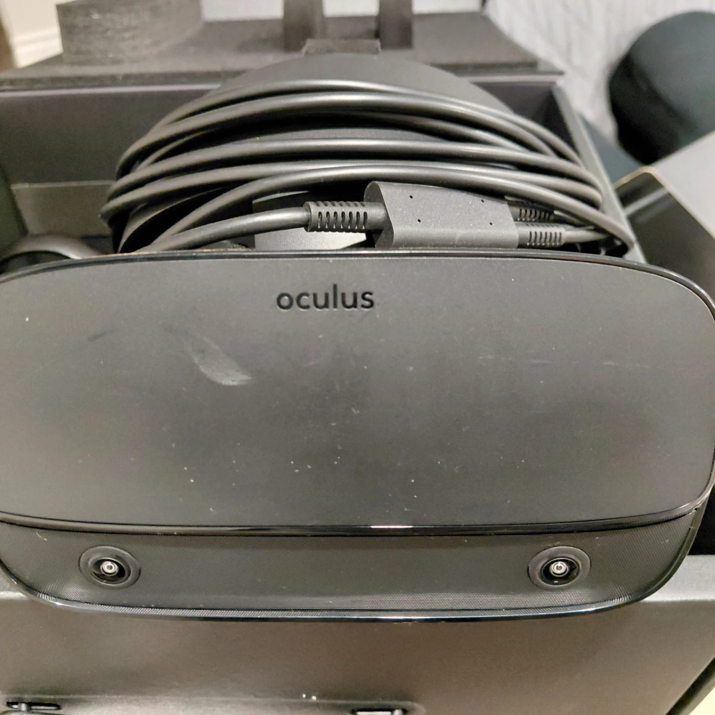 Oculus Rift S VR Headset with Controllers - photo 2
