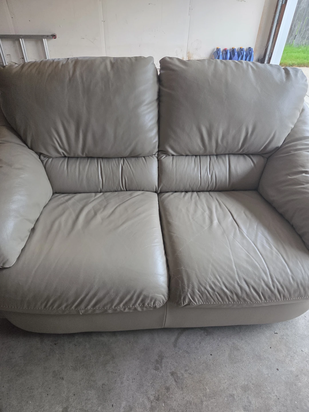 3-Piece Leather Living Room Set - Sofa, Loveseat, Chair