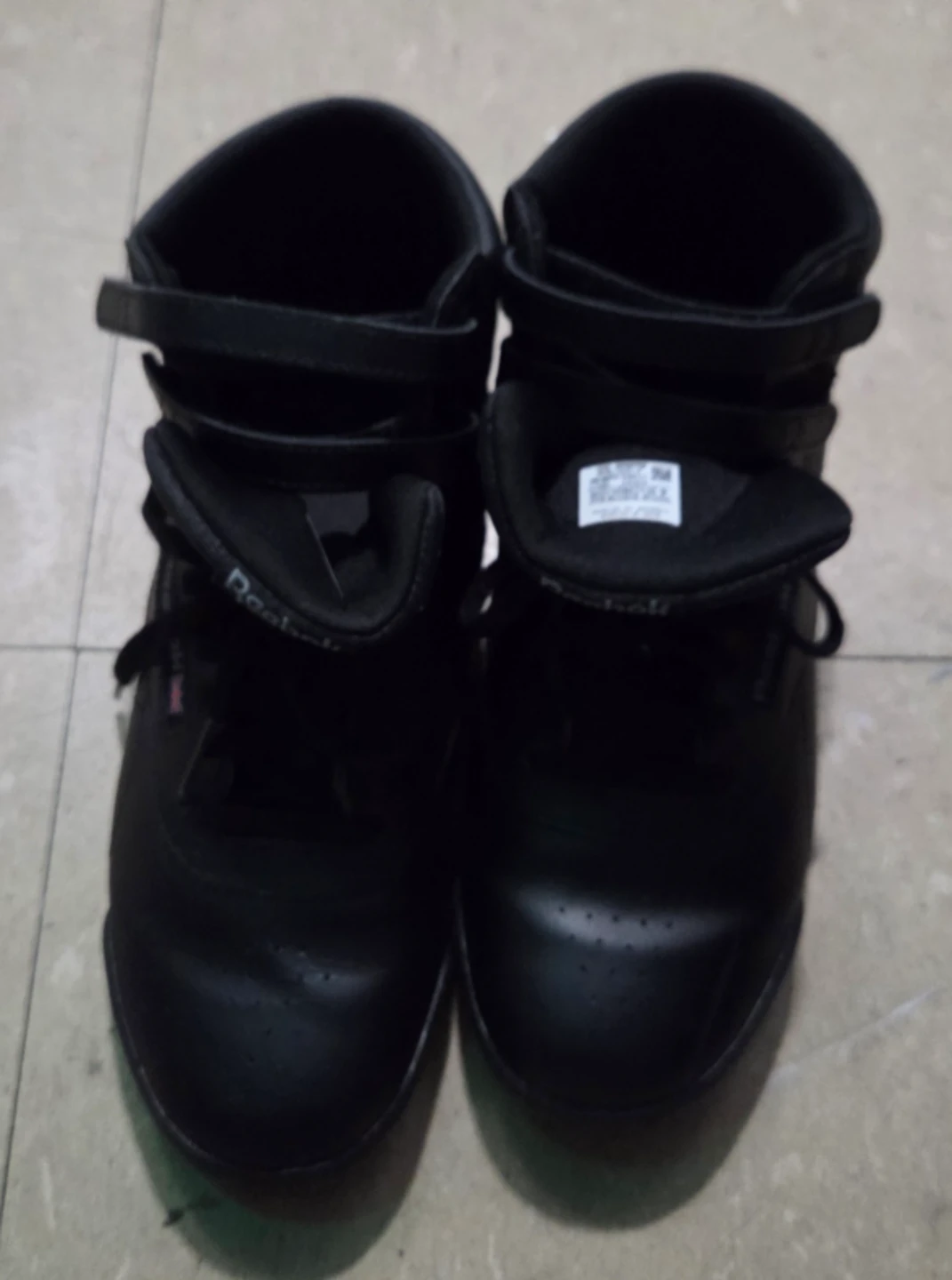 Reebok Black High-Top Sneakers Size 6 Unisex