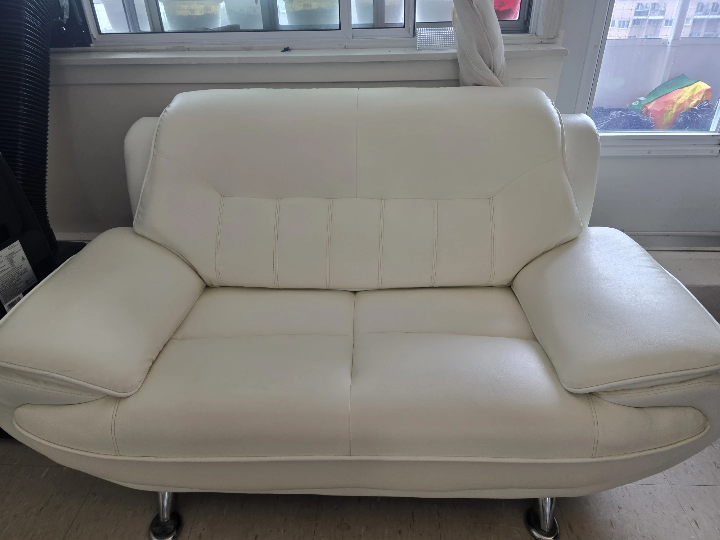 White Faux Leather Loveseat - photo 3
