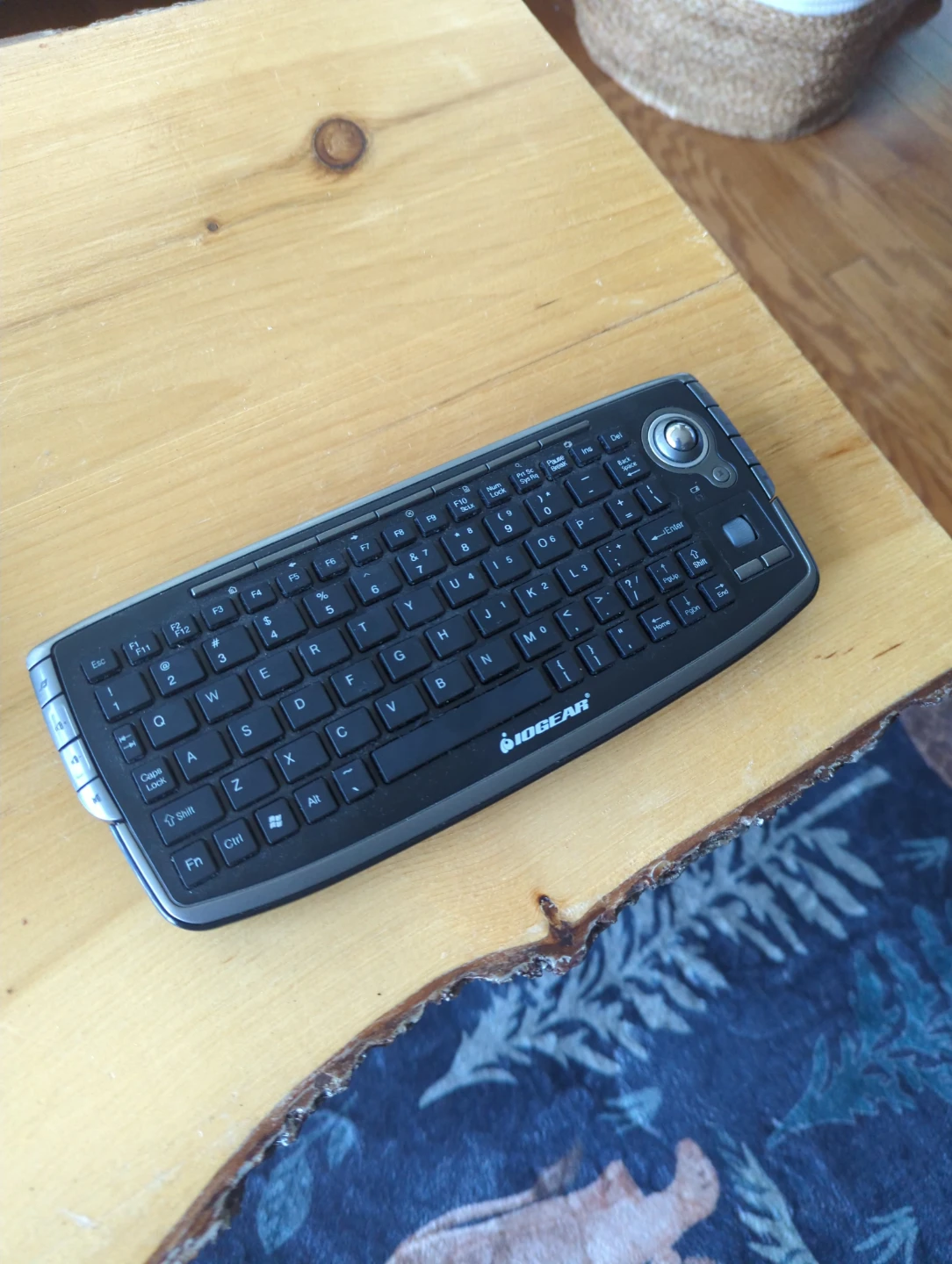 IOGEAR Mini Wireless Keyboard