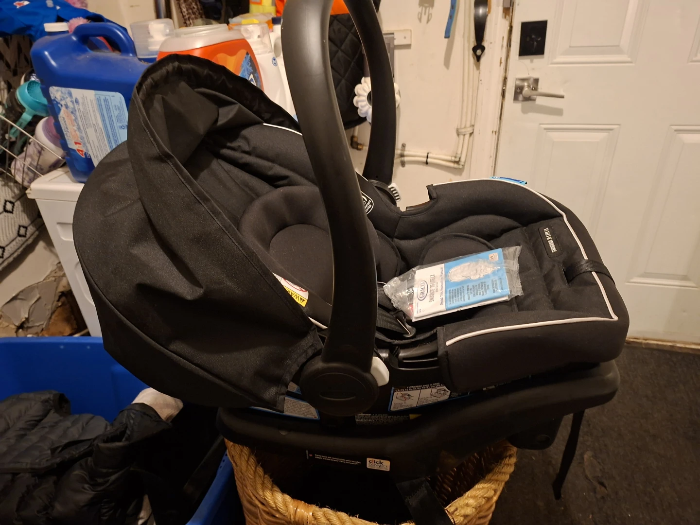 Graco infant cars eat brand new never used - photo 2