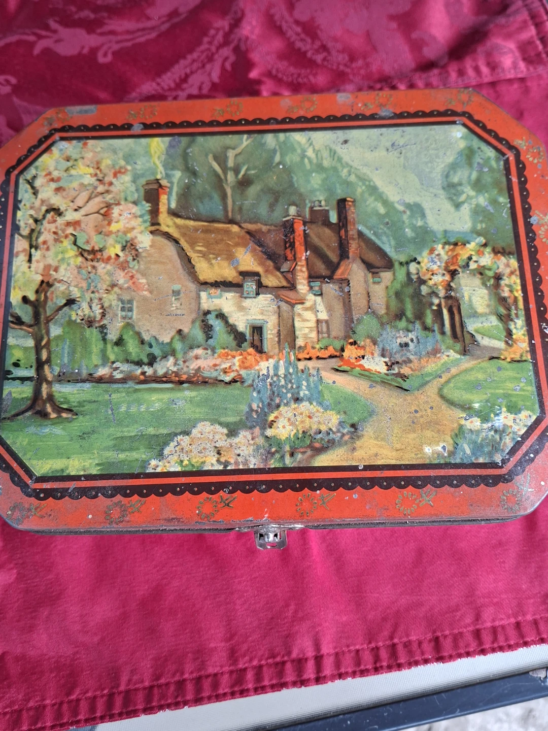 Riley's Toffee Tin - photo 2