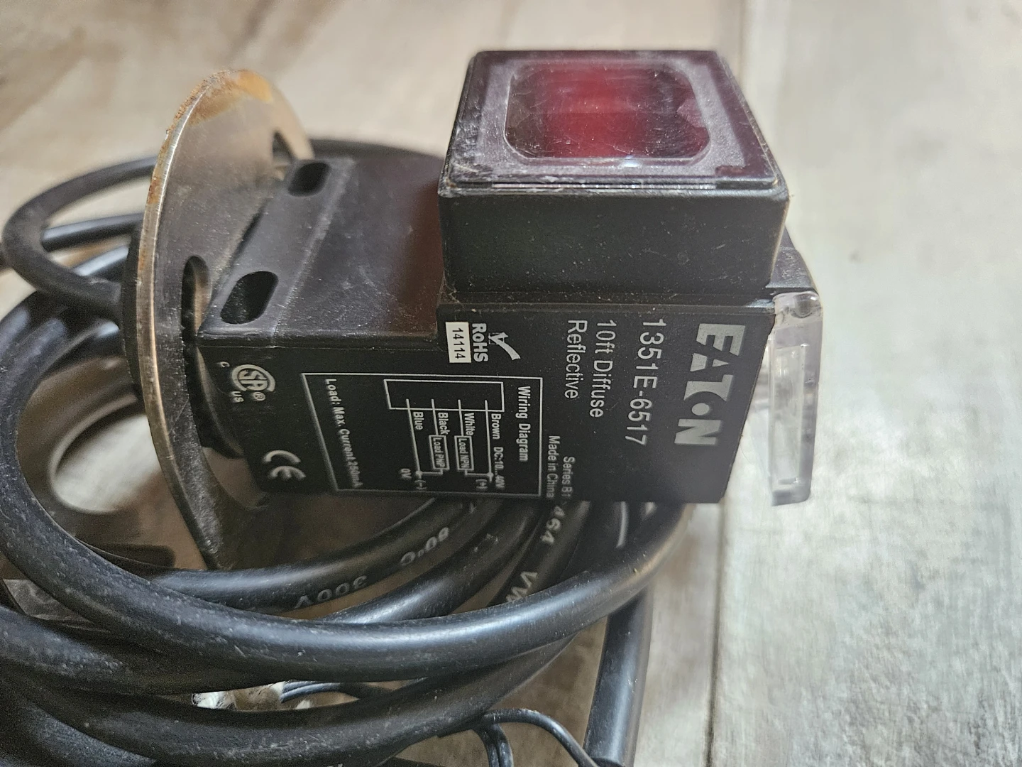 EATON 1351E-6517 10ft Diffuse Reflective Sensor - photo 4
