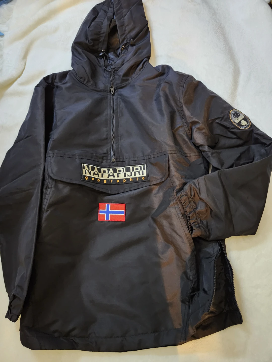 Napapijri Rainforest Jacket S- M  70$ Tracksuits S-XL 40$ - photo 2