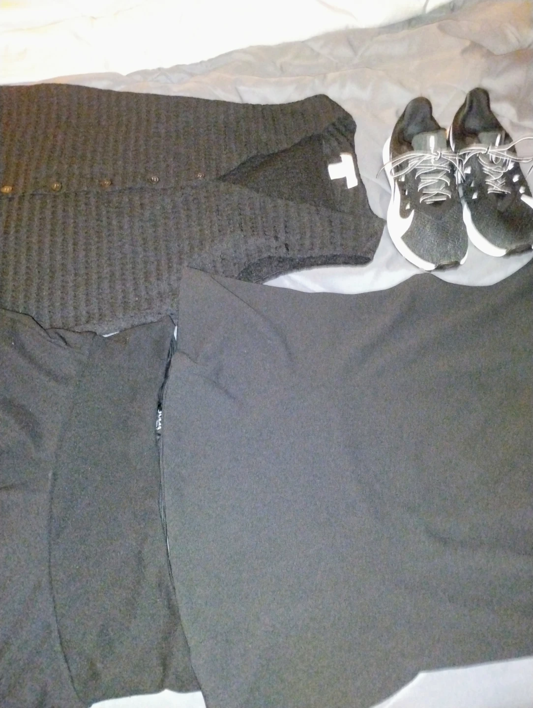 Like new women's clothes and Nike shoes - photo 4