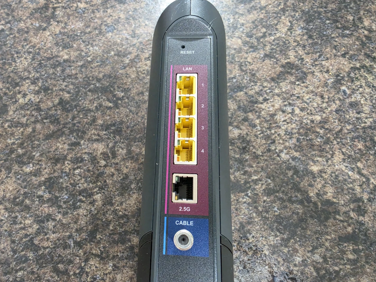 ARRIS Surfboard G36 DOCSIS 3.1 Multi-Gig Modem & Wi-Fi 6 Router